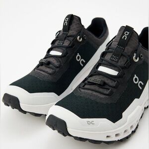 On - Cloudultra Women's - Black White Trail Running Shoes 44.99538 Sz 8.5 NEW